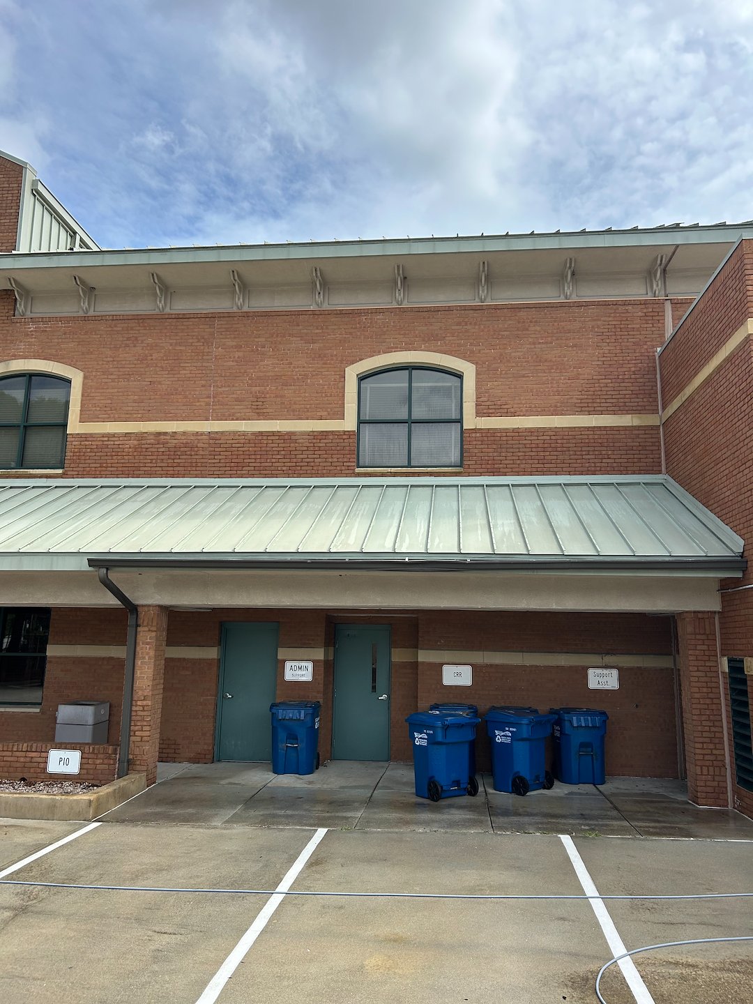 Commercial Pressure Washing For A Local Fire Station Thumbnail